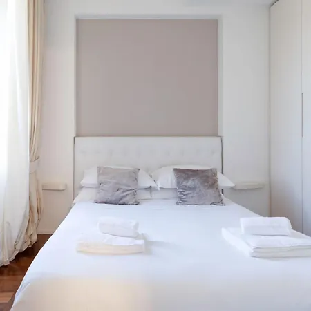Vecchietti House Apartmán
